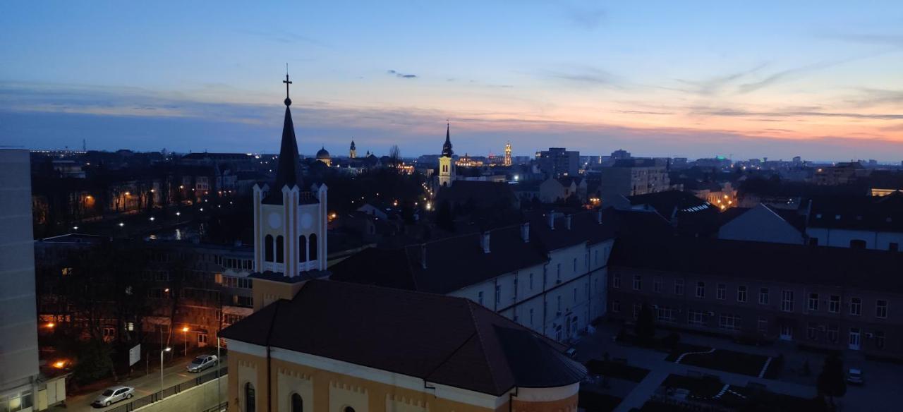 Over The City Oradea Exterior foto