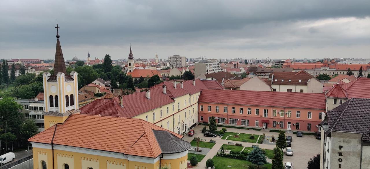 Over The City Oradea Exterior foto