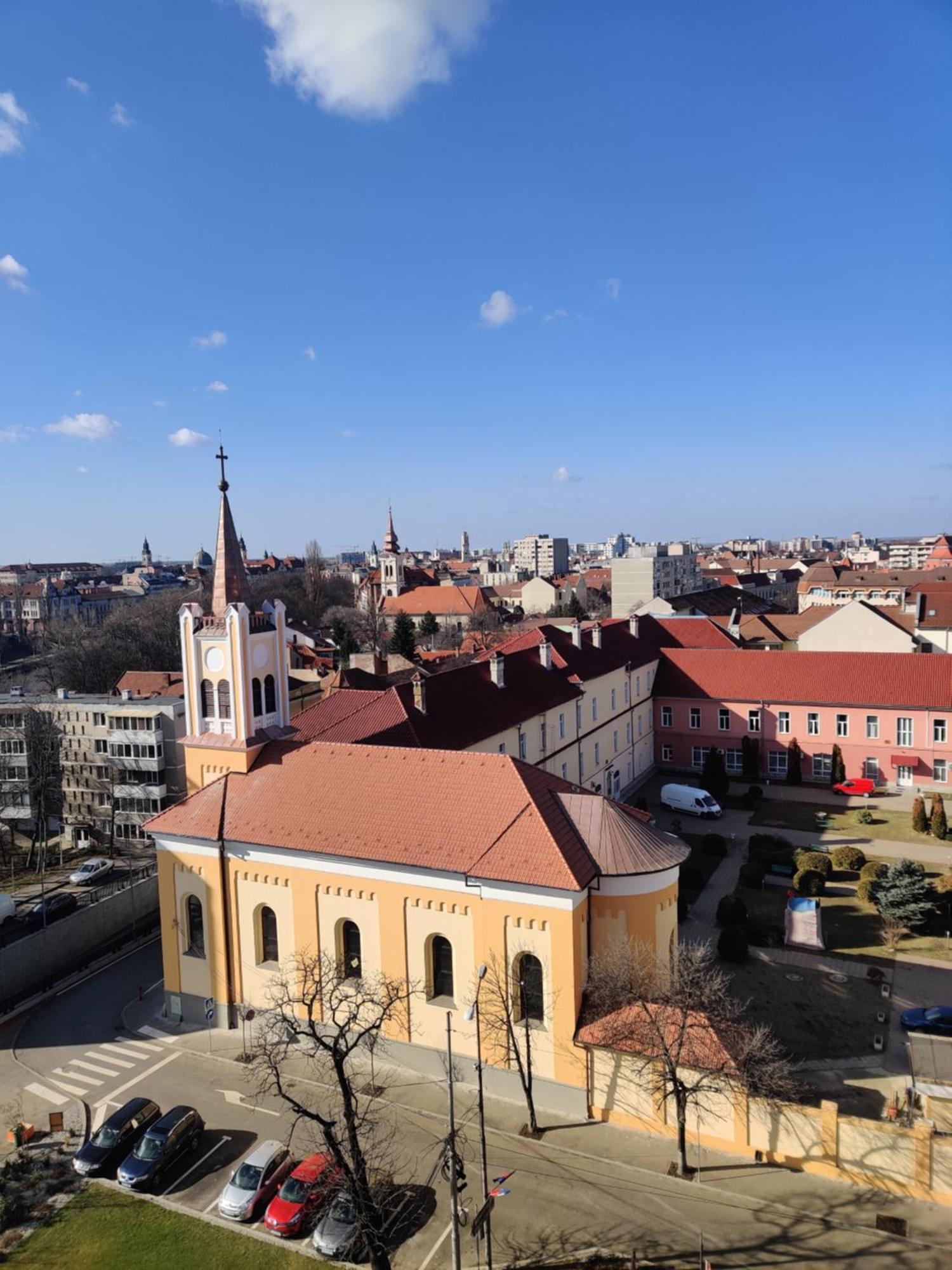 Over The City Oradea Cameră foto